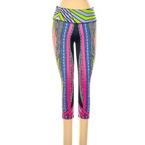 ONZIE (NWOT) Boho Multi-colored Capri Leggings Size: XS
